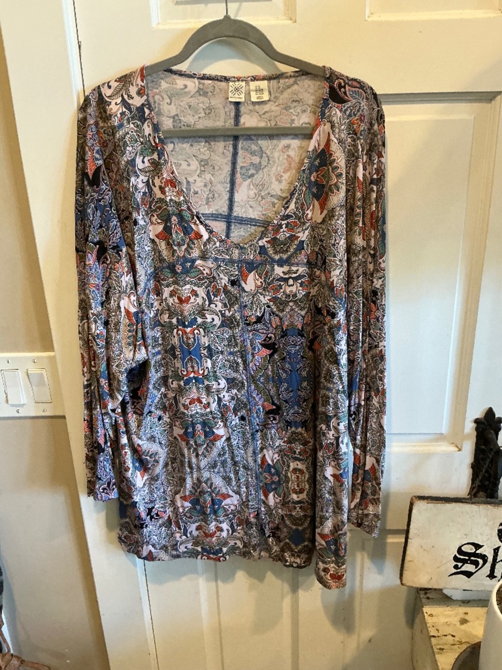 Artisan NY tunic top in boho vibes and colors! New WITHOUT tags!  Plus size 3x!